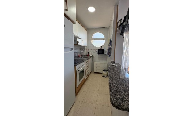 Sale - Apartment / flat -
Guardamar del Segura - Pueblo