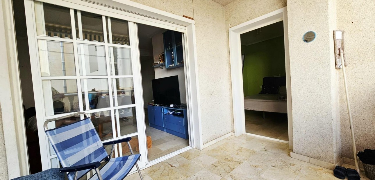 Sale - Apartment / flat -
Torrevieja - Habaneras