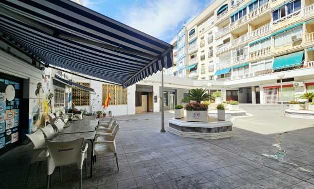 Sale - Apartment / flat -
Torrevieja - Habaneras