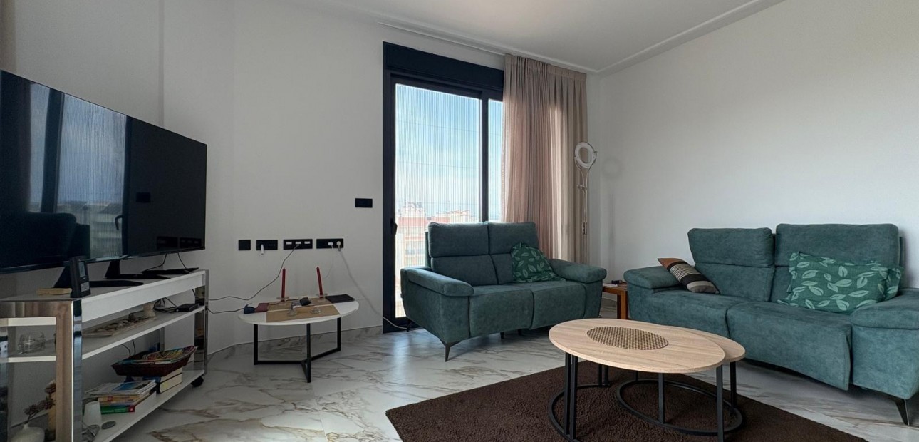 Sale - Penthouse -
Guardamar del Segura - Pueblo