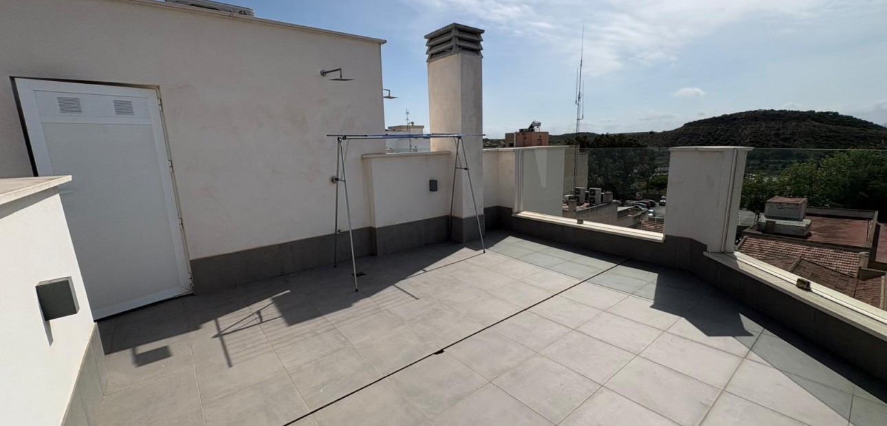 Sale - Penthouse -
Guardamar del Segura - Pueblo