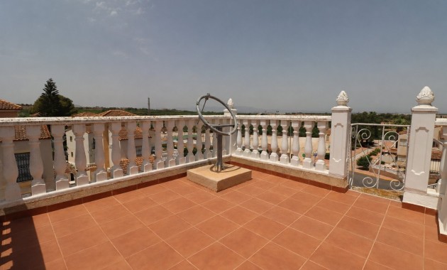 Sale - Detached Villa -
Algorfa - Montebello