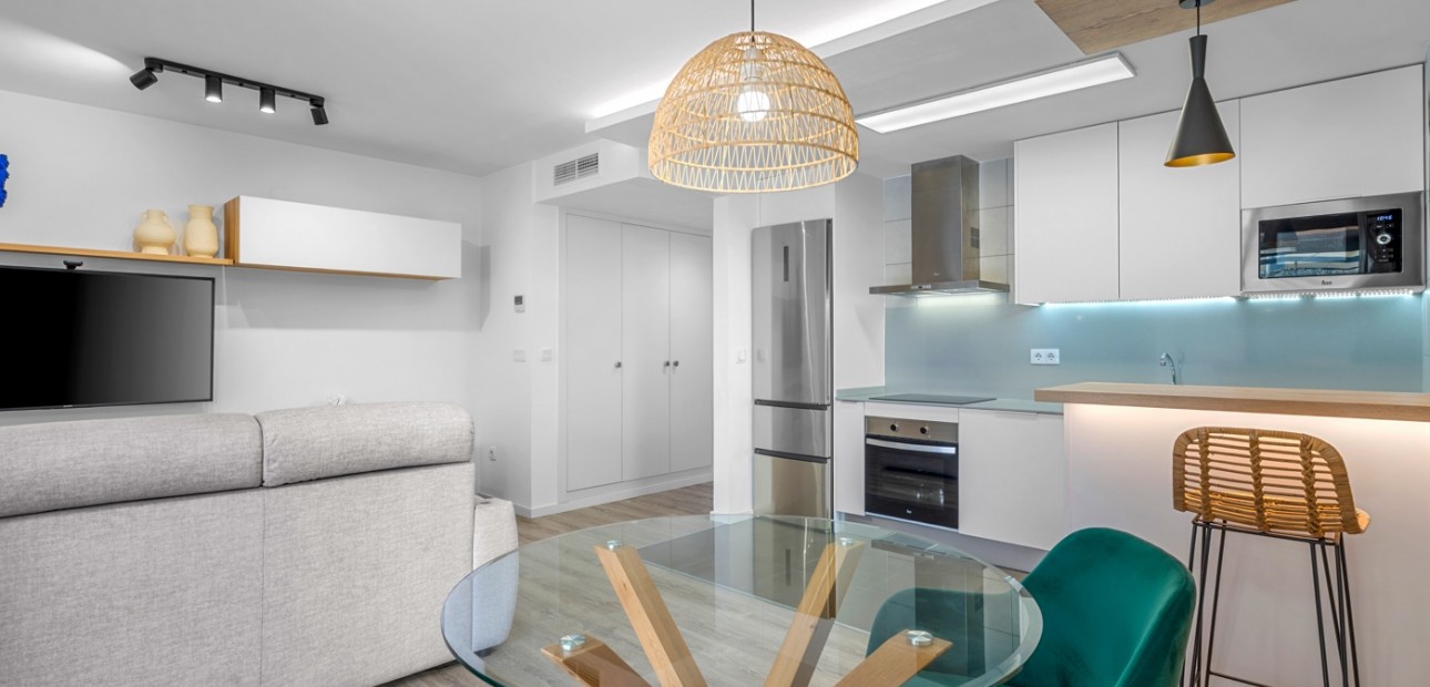 Sale - Apartment / flat -
El Campello - Playa Muchavista