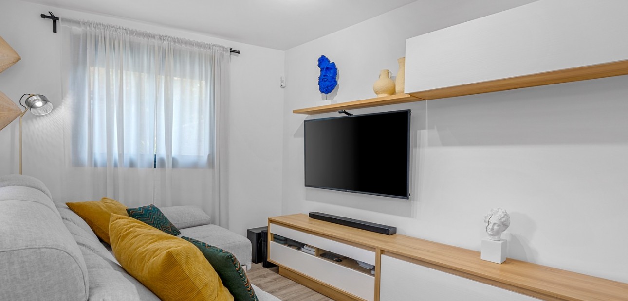 Sale - Apartment / flat -
El Campello - Playa Muchavista