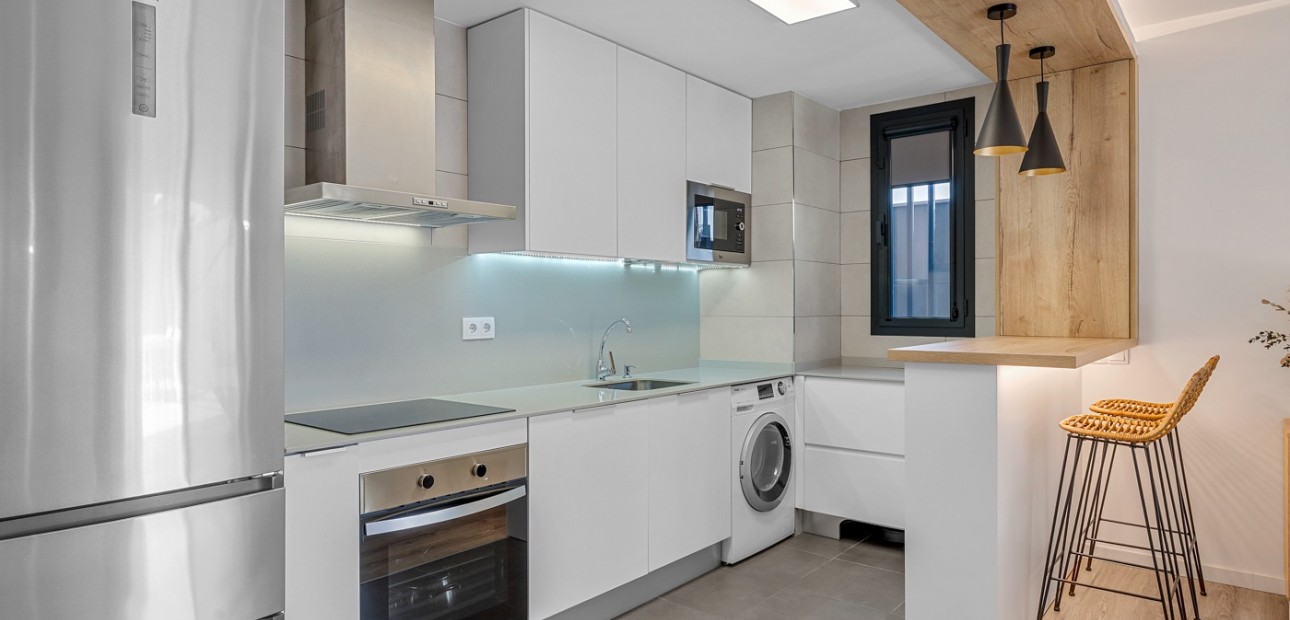 Sale - Apartment / flat -
El Campello - Playa Muchavista