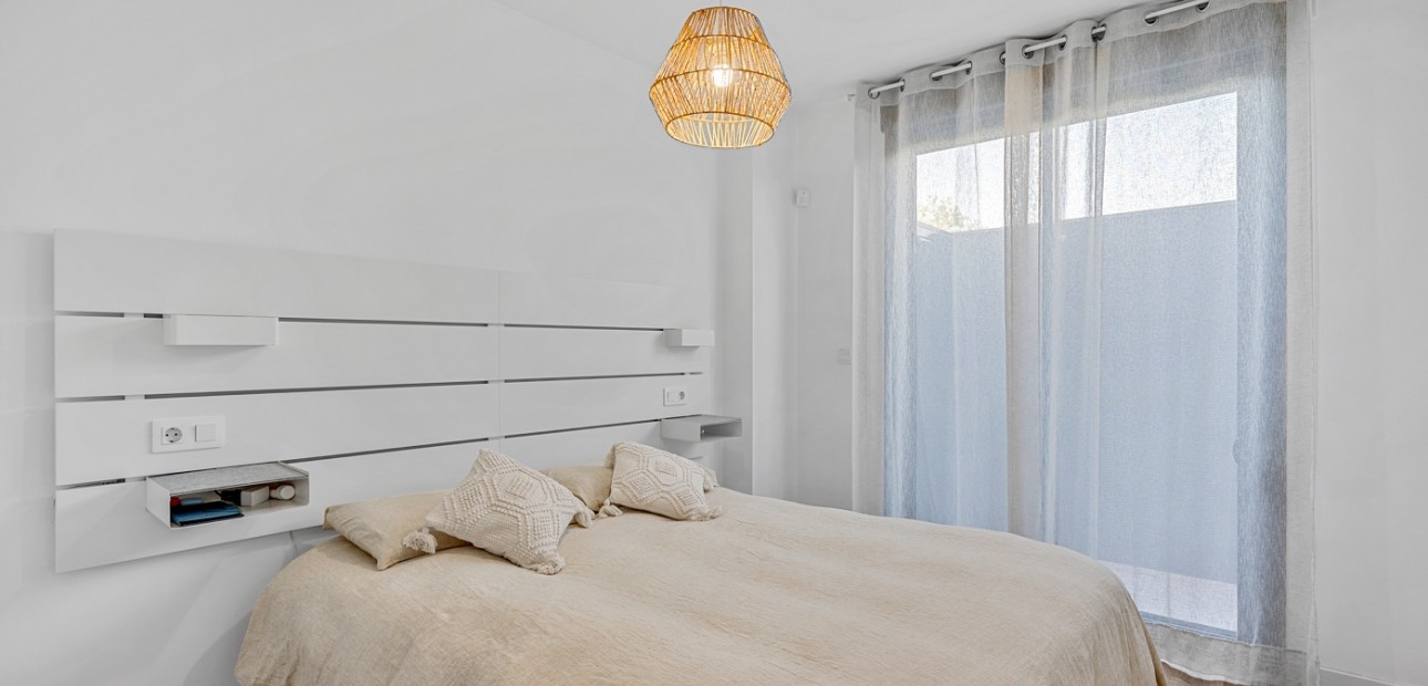 Sale - Apartment / flat -
El Campello - Playa Muchavista