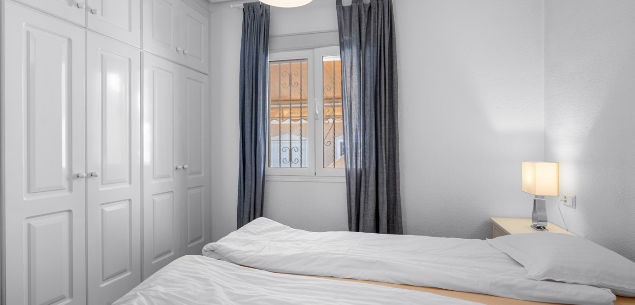 Sale - Bungalow -
Ciudad Quesada - Doña Pepa