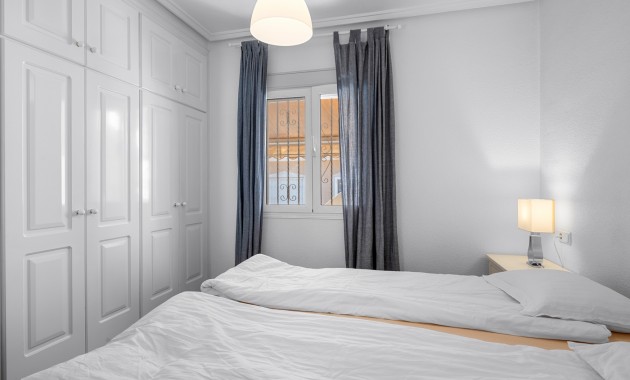 Sale - Bungalow -
Ciudad Quesada - Doña Pepa