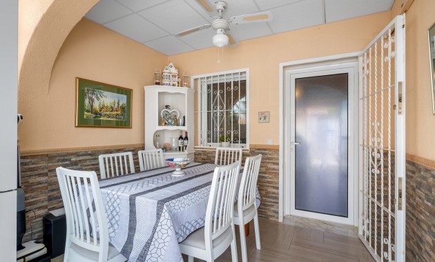 Sale - Bungalow -
Ciudad Quesada - Doña Pepa