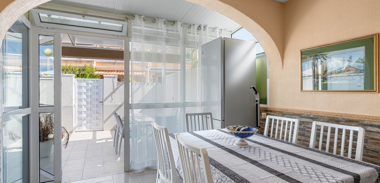 Sale - Bungalow -
Ciudad Quesada - Doña Pepa