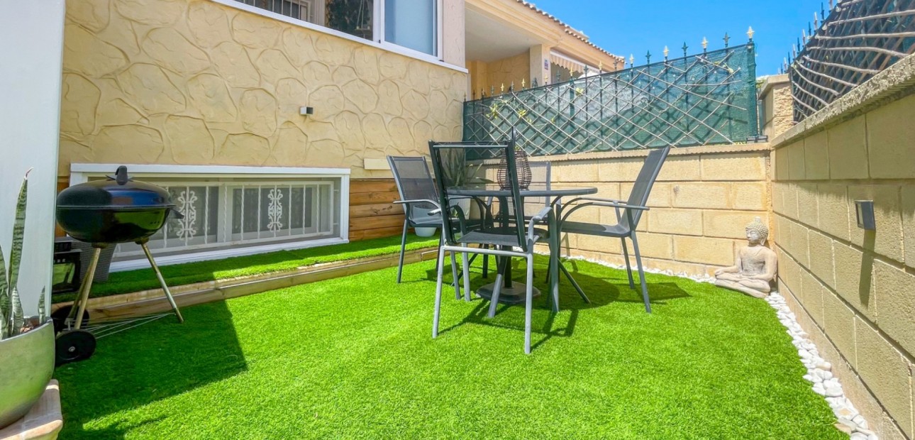 Sale - Townhouse -
Orihuela Costa - Punta Prima