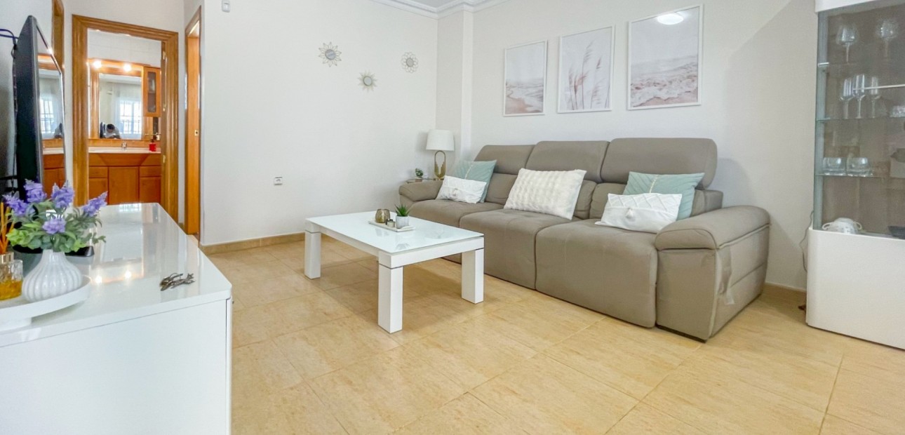 Sale - Townhouse -
Orihuela Costa - Punta Prima
