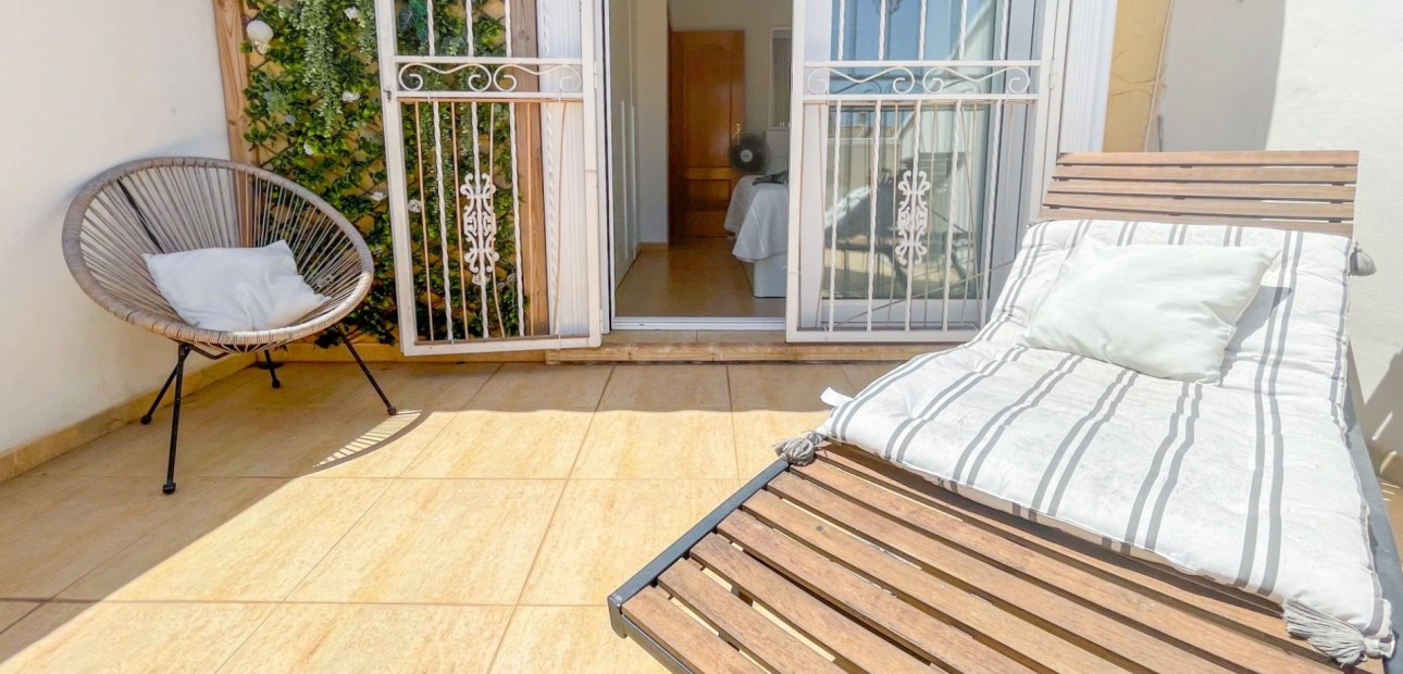Sale - Townhouse -
Orihuela Costa - Punta Prima