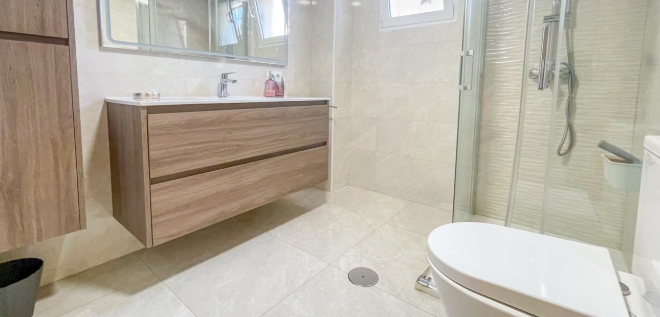 Sale - Townhouse -
Orihuela Costa - Punta Prima