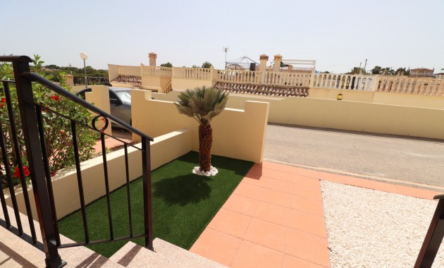 Sale - Bungalow -
Algorfa - Montemar