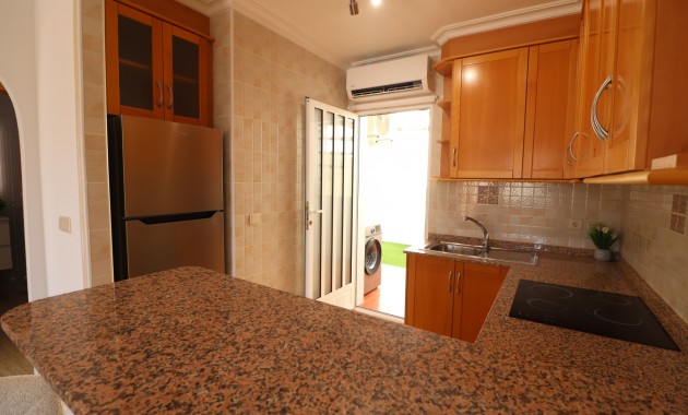 Sale - Bungalow -
Algorfa - Montemar