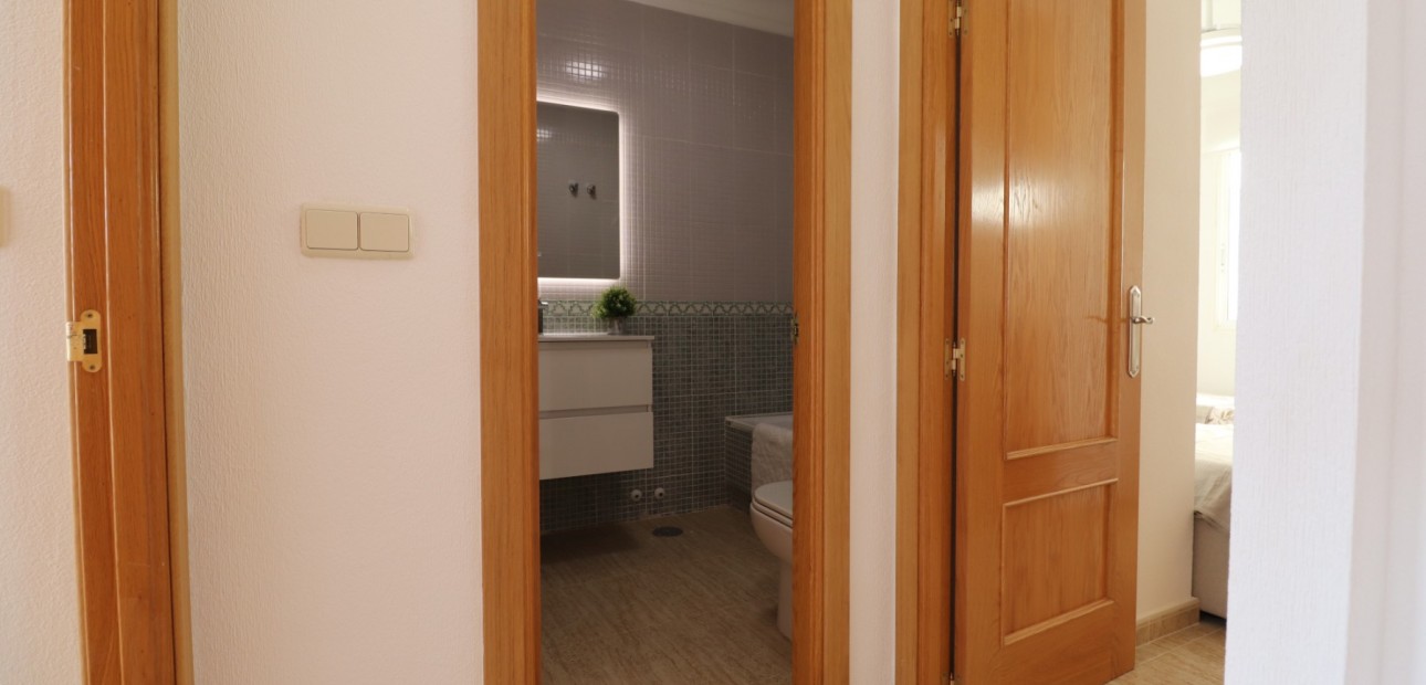 Sale - Bungalow -
Algorfa - Montemar