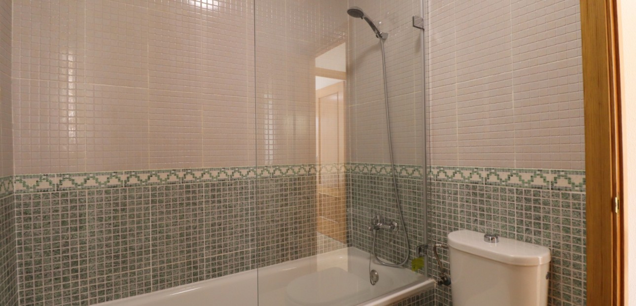 Sale - Bungalow -
Algorfa - Montemar