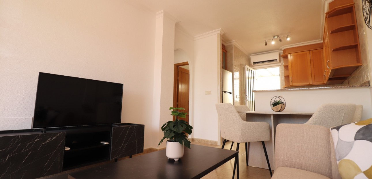 Sale - Bungalow -
Algorfa - Montemar