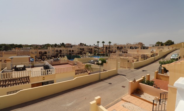 Sale - Bungalow -
Algorfa - Montemar