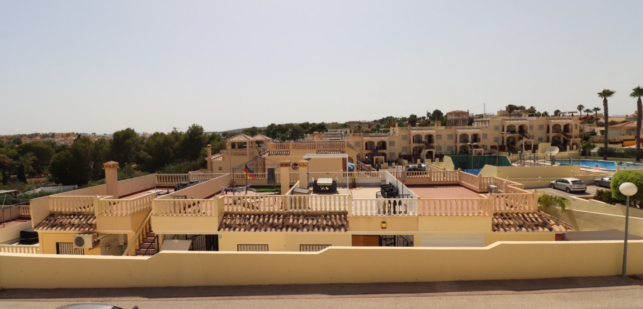 Sale - Bungalow -
Algorfa - Montemar