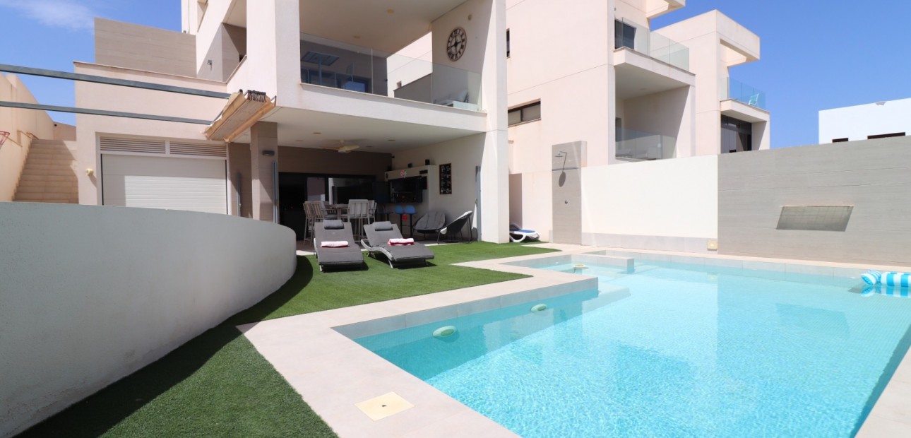 Sale - Detached Villa -
Benijofar - Benijofar - Village