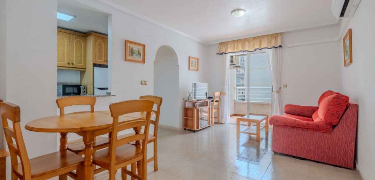 Sale - Apartment / flat -
Torrevieja - El Molino