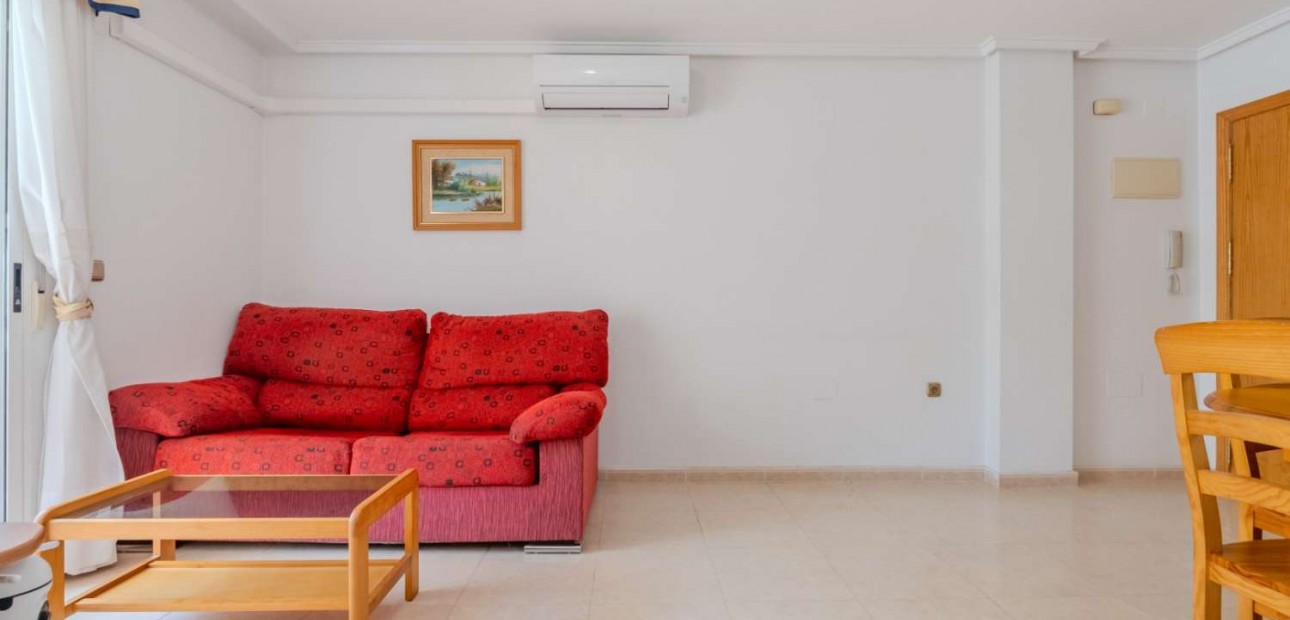 Sale - Apartment / flat -
Torrevieja - El Molino