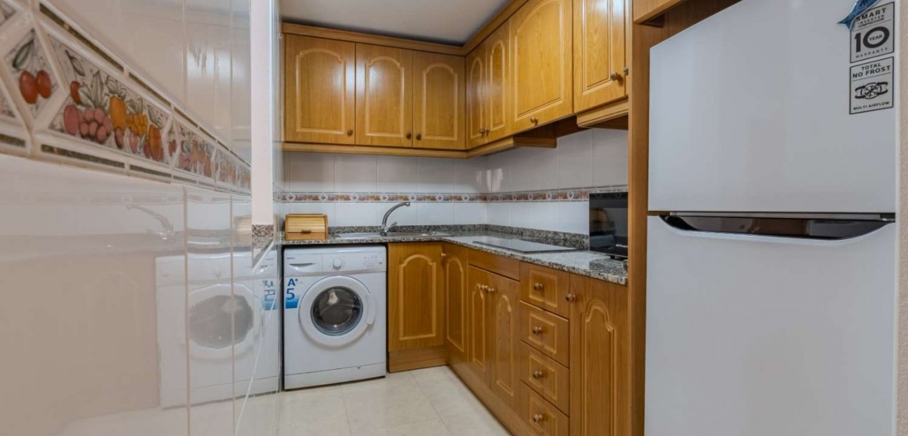 Sale - Apartment / flat -
Torrevieja - El Molino