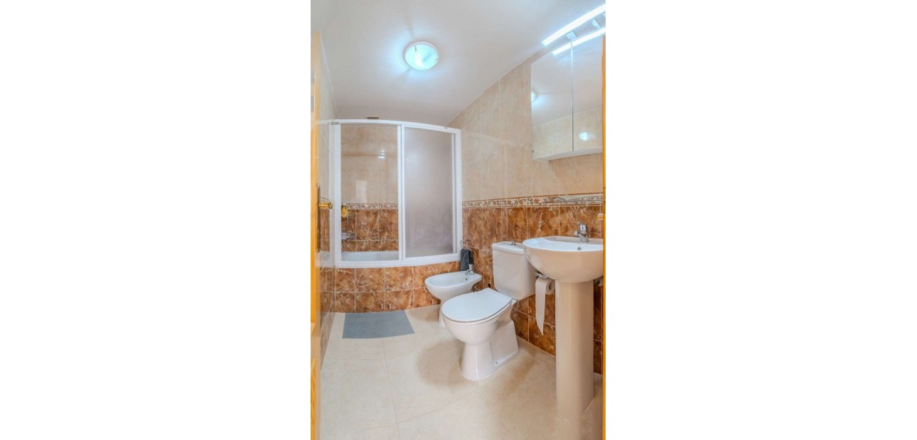Sale - Apartment / flat -
Torrevieja - El Molino