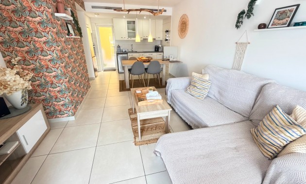 Sale - Apartment / flat -
Torrevieja - Aguas Nuevas