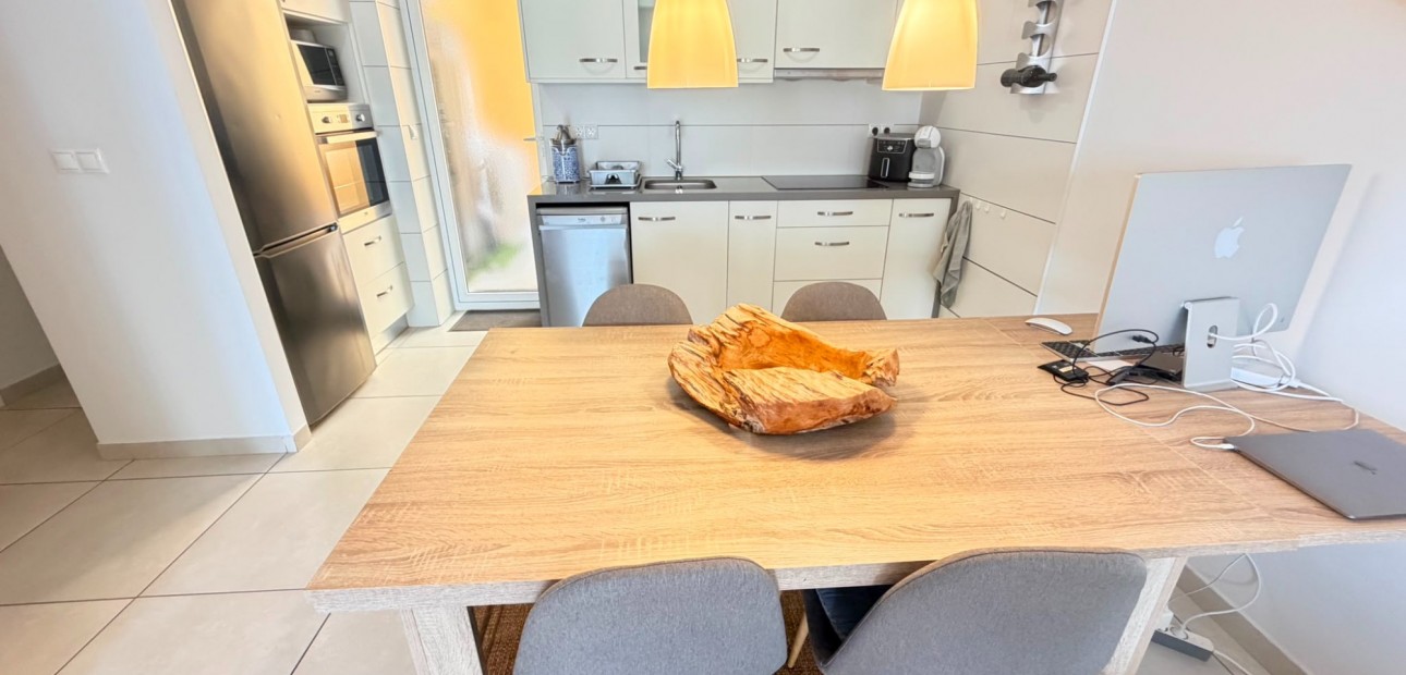 Sale - Apartment / flat -
Torrevieja - Aguas Nuevas