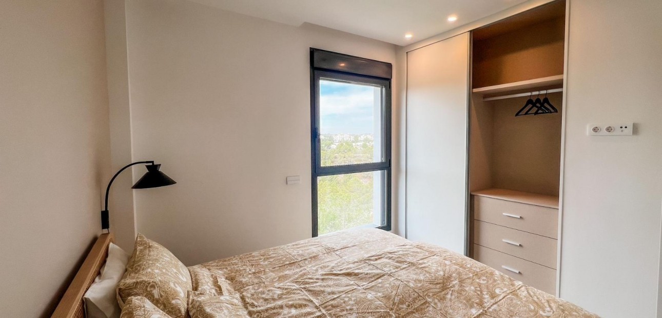 Sale - Apartment / flat -
Orihuela - Las Colinas Golf