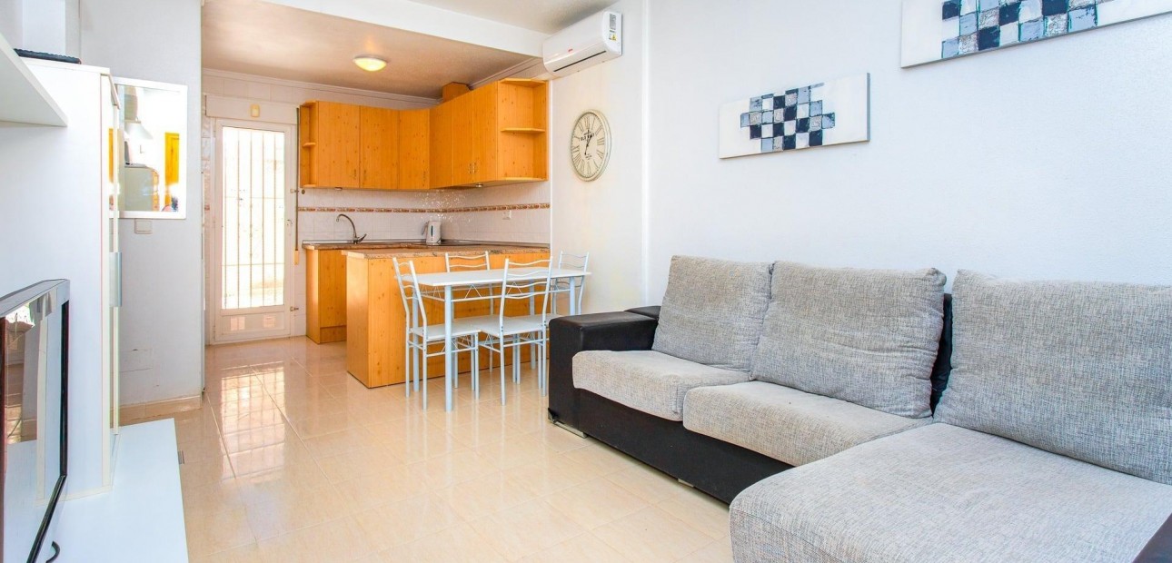 Sale - Apartment / flat -
Orihuela Costa - Las Filipinas
