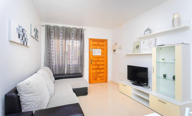 Sale - Apartment / flat -
Orihuela Costa - Las Filipinas