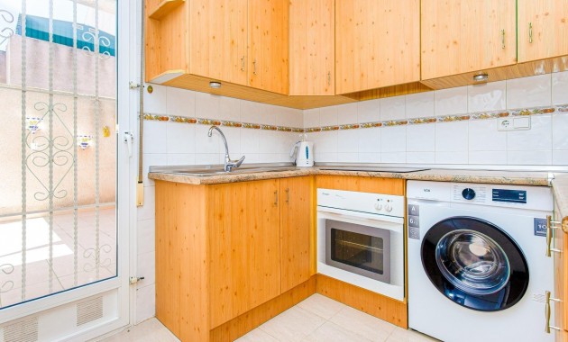 Sale - Apartment / flat -
Orihuela Costa - Las Filipinas