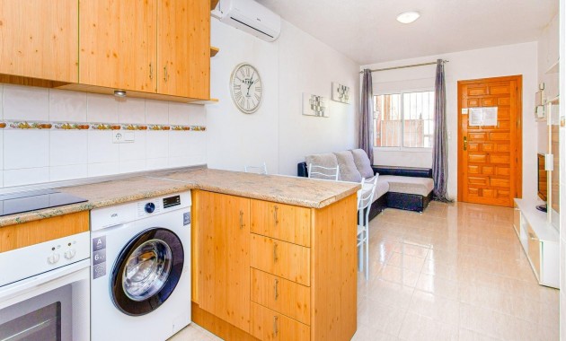 Sale - Apartment / flat -
Orihuela Costa - Las Filipinas