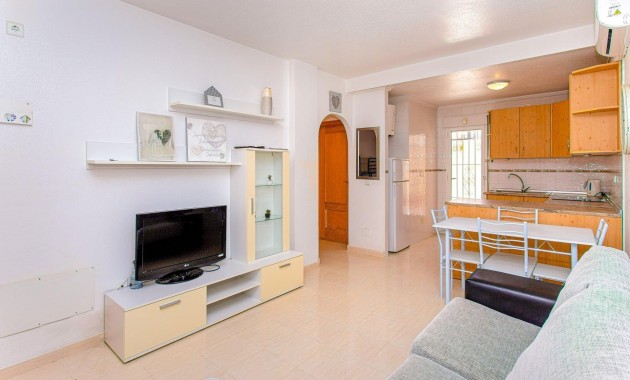 Sale - Apartment / flat -
Orihuela Costa - Las Filipinas