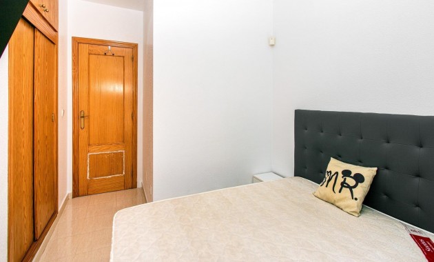 Sale - Apartment / flat -
Orihuela Costa - Las Filipinas