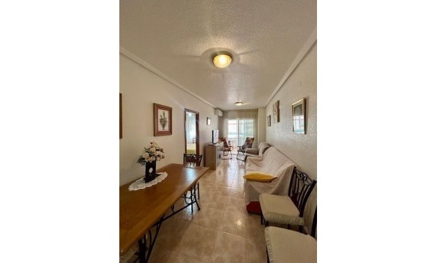Sale - Apartment / flat -
Torrevieja - Centro