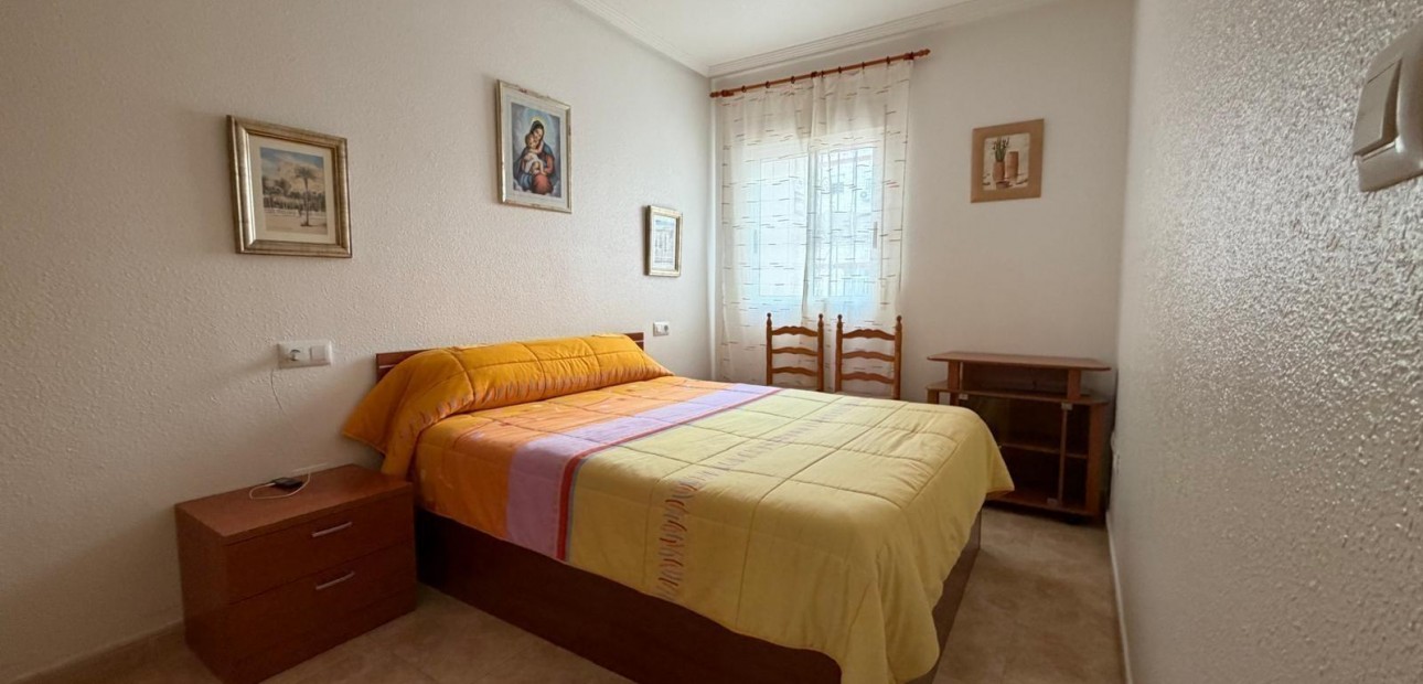 Sale - Apartment / flat -
Torrevieja - Parque de las Naciones