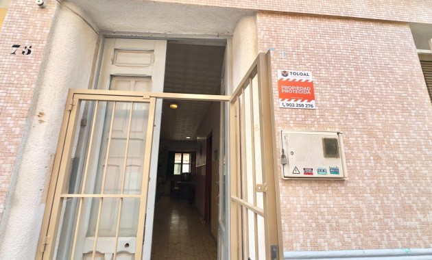 Sale - House -
Torrevieja - La Siesta - El Salado - Torreta