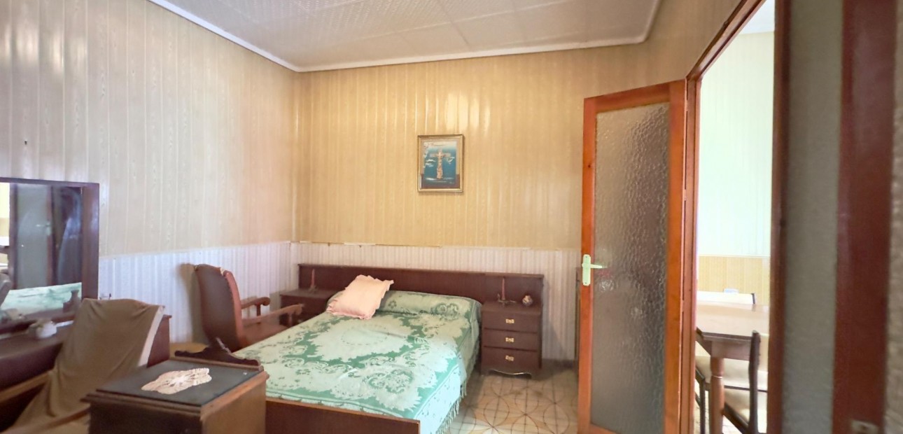 Sale - House -
Torrevieja - La Siesta - El Salado - Torreta