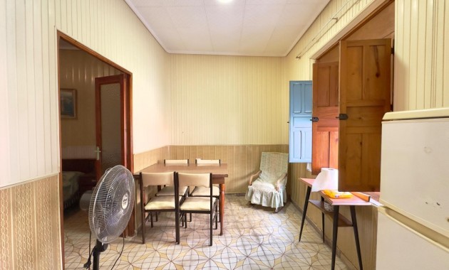 Sale - House -
Torrevieja - La Siesta - El Salado - Torreta
