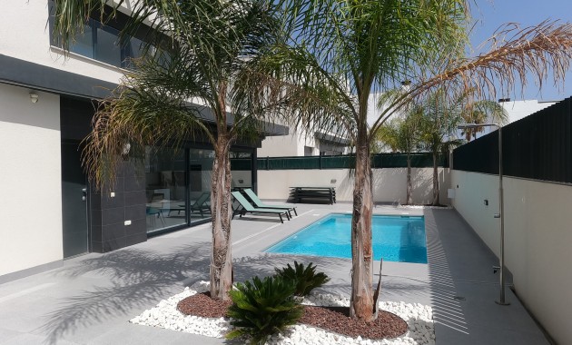 Sale - Detached Villa -
Algorfa - La Finca Golf Resort