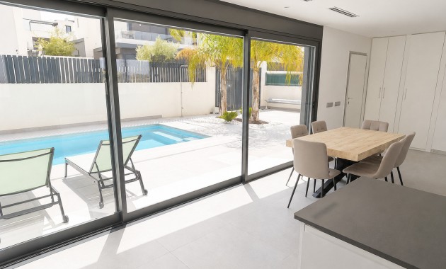 Sale - Detached Villa -
Algorfa - La Finca Golf Resort