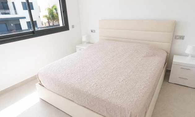 Sale - Detached Villa -
Algorfa - La Finca Golf Resort