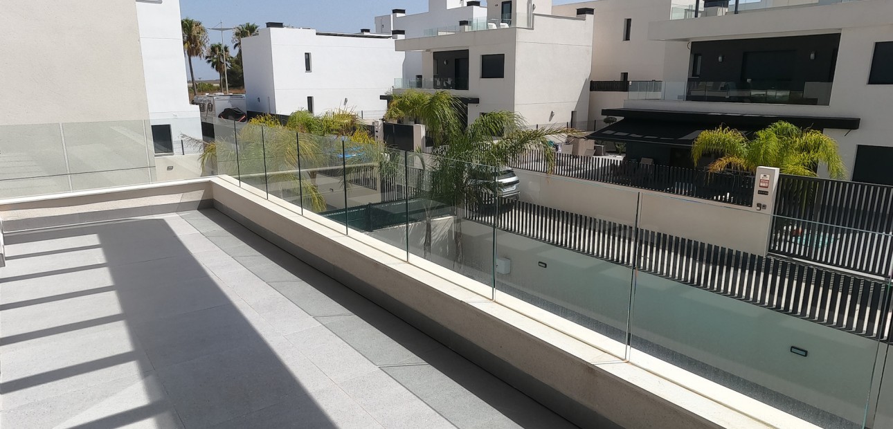 Sale - Detached Villa -
Algorfa - La Finca Golf Resort