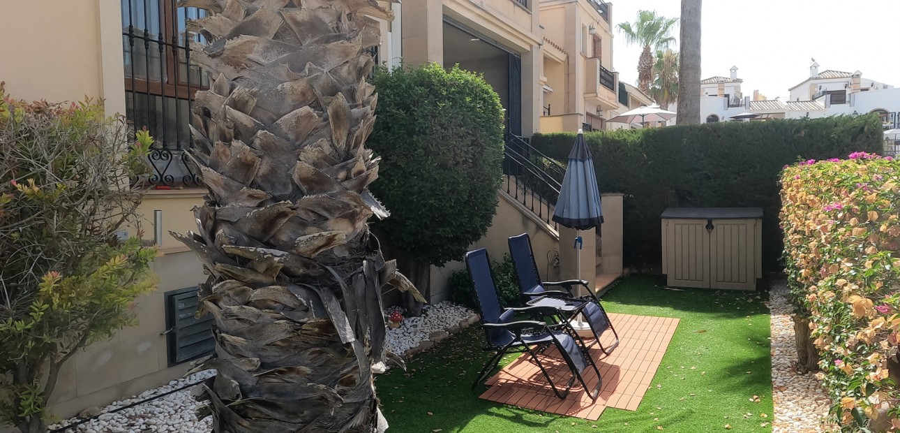 Sale - Apartment / flat -
Algorfa - La Finca Golf Resort
