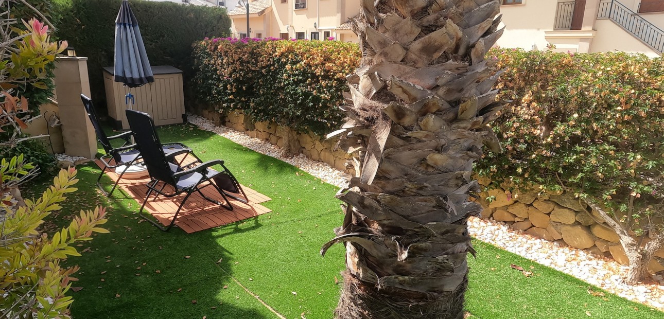 Sale - Apartment / flat -
Algorfa - La Finca Golf Resort